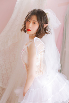 打女生屁股的故事